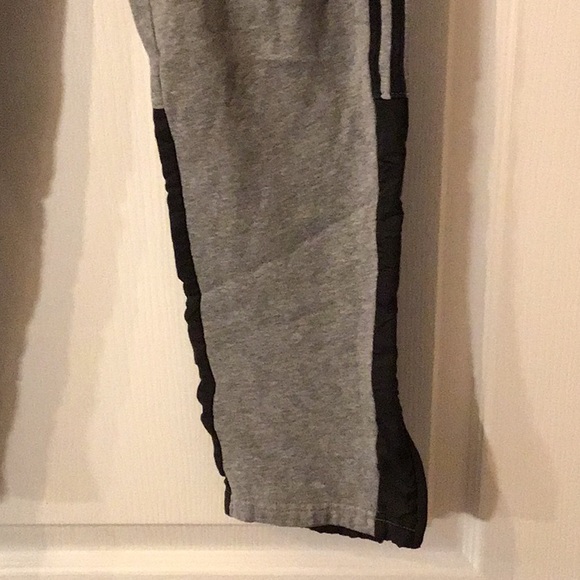 Adidas YXL (18/20) Gray Sweats with Black Stripes - Picture 3 of 7